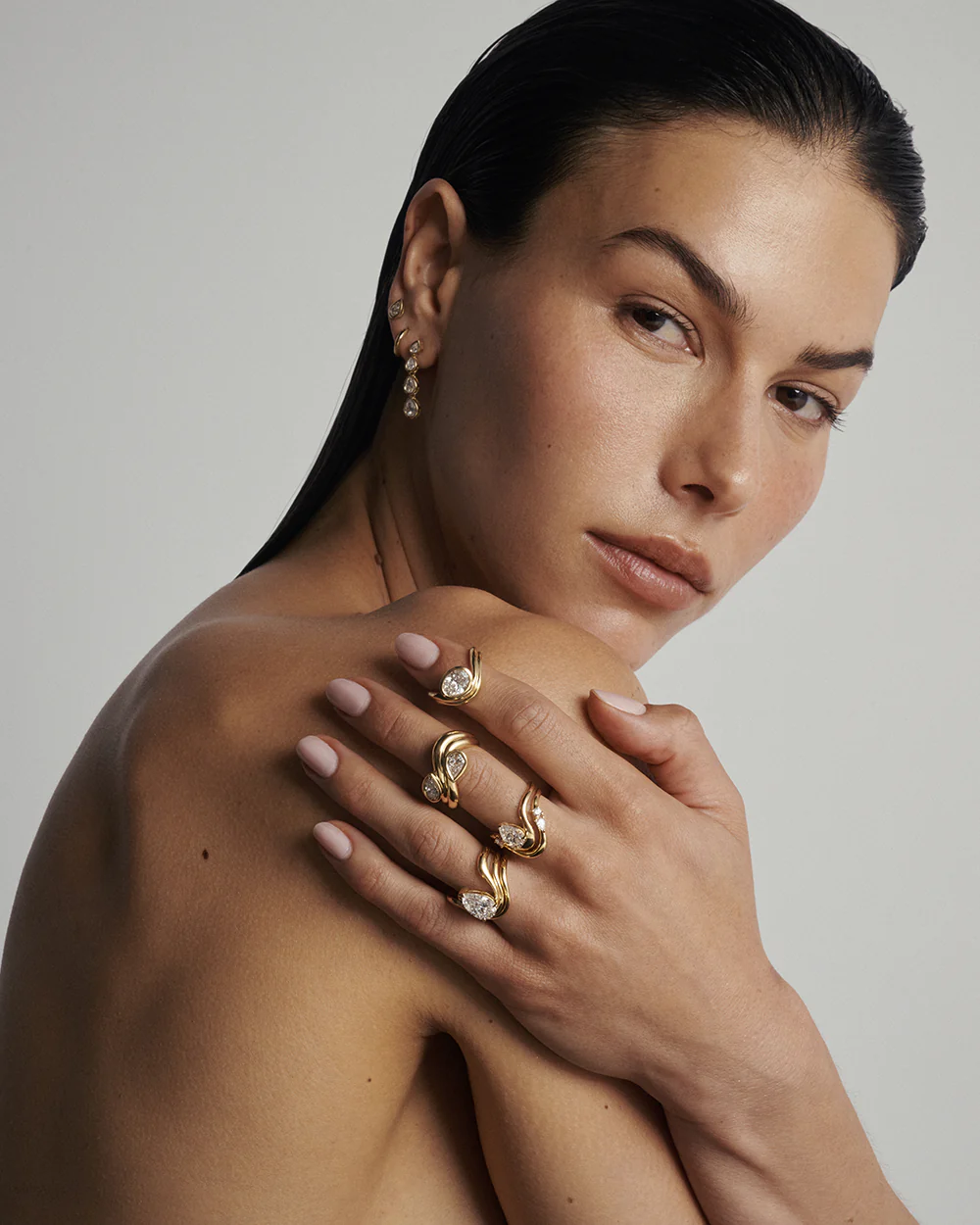 Leda 2.39ct Pear Diamond Engagement Ring - Image 4